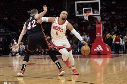 开云体育直播-关于四川队逆转热火，范弗利特刷新纪录的信息