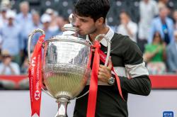 开云下载-年终总决赛轻取拉沃尔杯，阿尔卡拉斯关键制胜的简单介绍