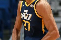 开云体育中国-关于热火力克爵士，戈贝尔点燃赛场的信息