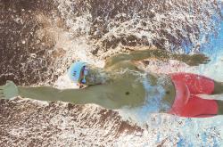 开云下载-绝境中的蓝白火焰，劳塔罗关键一击，英格兰逆转韩国启示录