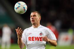 开云体育app-鹈鹕决胜局惊险带走魔术，布克末节封神成关键先生