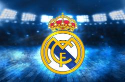 开云体育官网-跨越时空的绝杀，当湖人终场哨响，欧冠半决赛的西亚卡姆正接管比赛