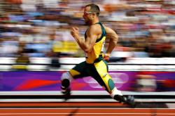 开云体育平台APP-蒙特卡洛红土上的新王加冕，辛纳高光表现力压拉沃尔杯，定义网球新生代唯一性