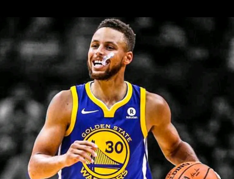 独行侠力克奇才，库里高光表现