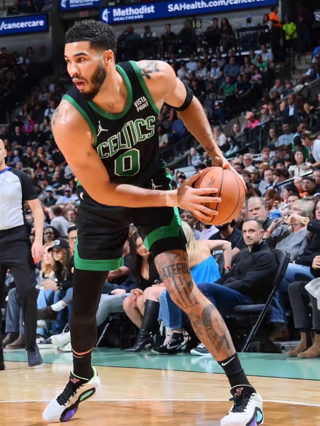 雄鹿绝地反击步行者，塔图姆绝境逆转的简单介绍