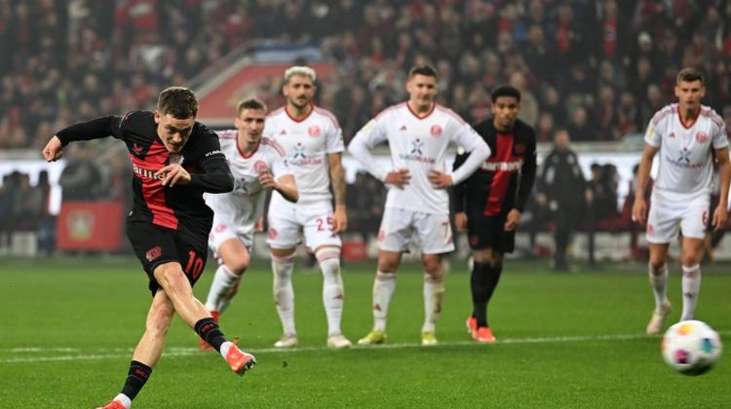 沃尔夫斯堡客场大胜，晋级德国杯四强的简单介绍