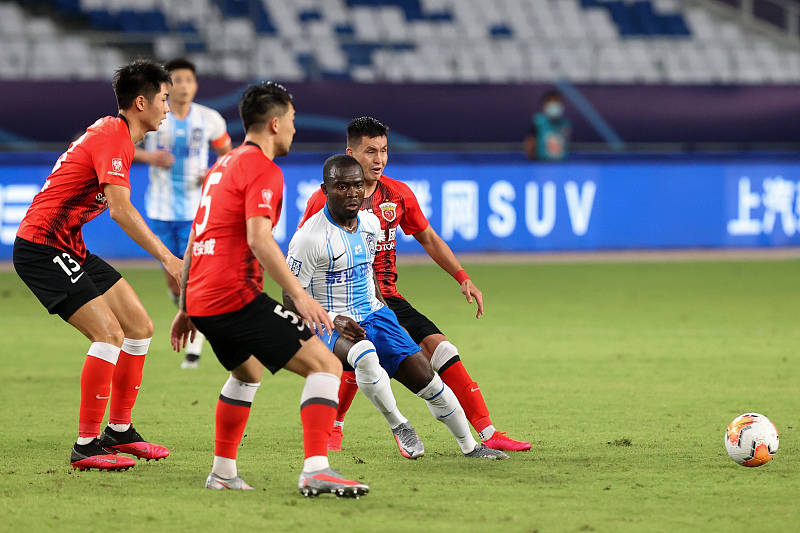 上港遭遇泰达逆转，憾失胜机
