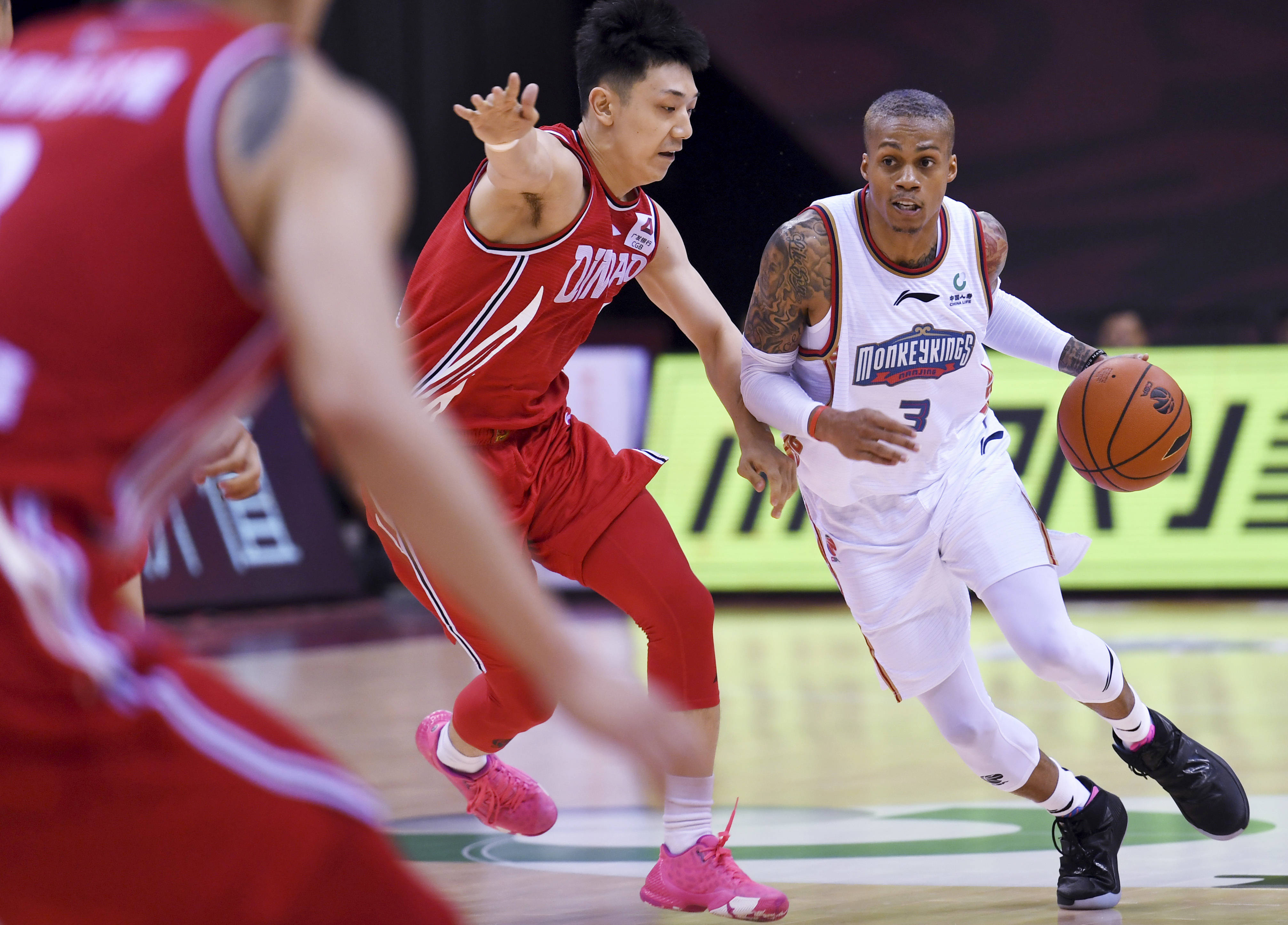 包含福建队迎战青岛，比赛将如何收场？的词条