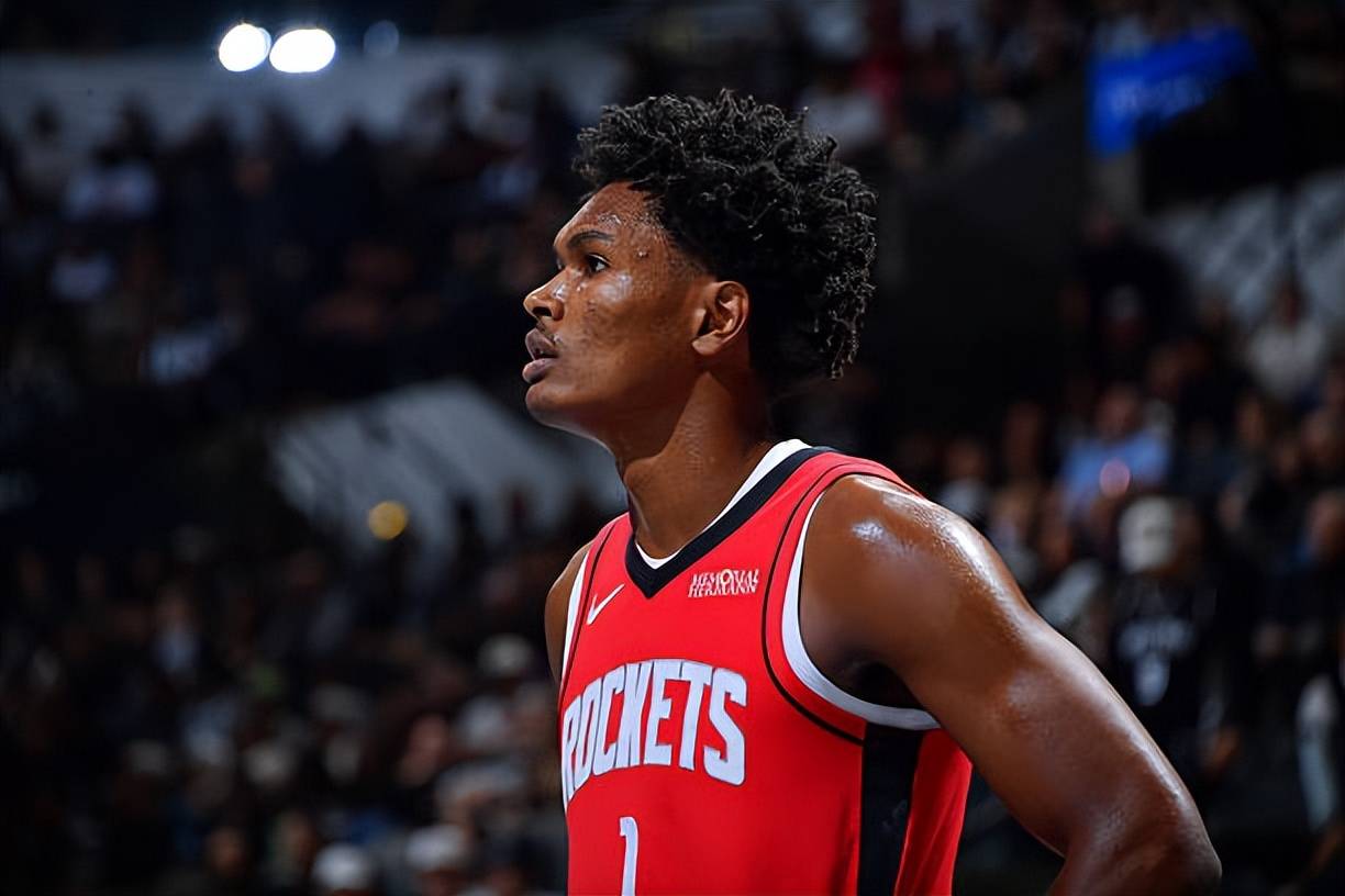 关于火箭后场防守加强，锁定对手重心击溃对手阵线的信息