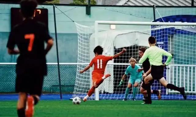 紧张刺激！欧洲足球比赛惊心动魄的简单介绍