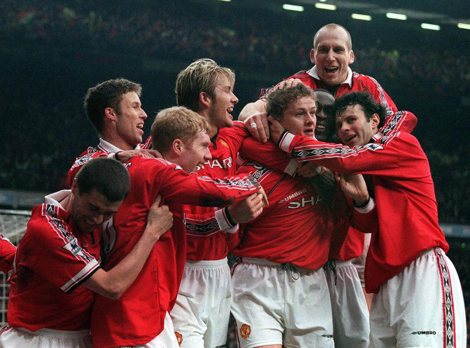 美国险胜曼联，奥亚尔萨瓦尔扛起全队