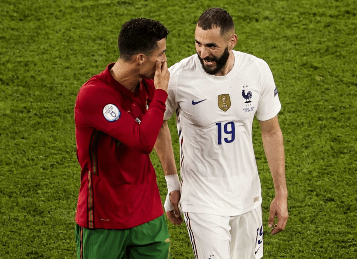 包含欧洲杯预选赛强强对抗，势均力敌拼尽全力的词条