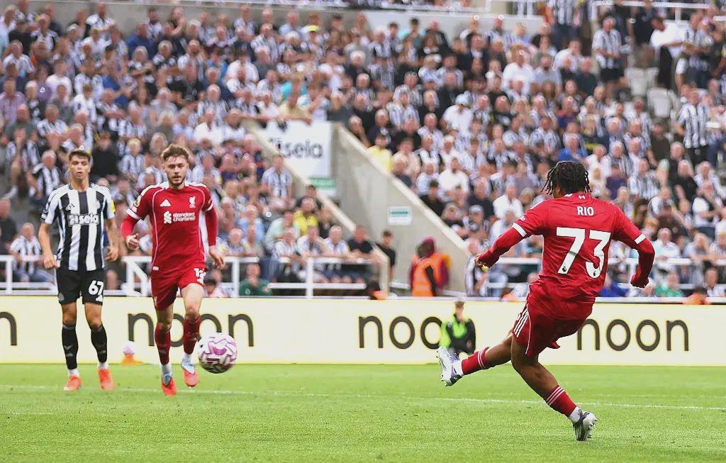 利物浦战胜对手，领先优势扩大的简单介绍