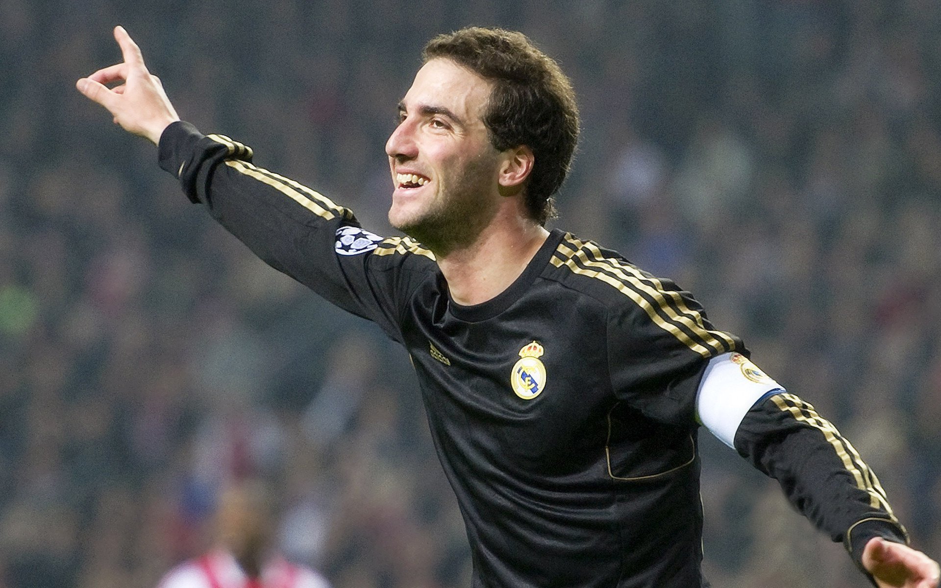 年终总决赛的碾压美学,为何西西帕斯的制胜分比美网更值得铭记?